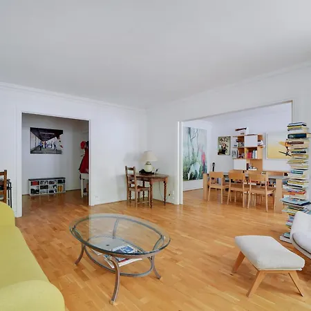 Proche Tour Eiffel Avec Ascenseur Appartement
