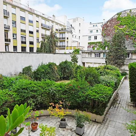 Appartement Proche Tour Eiffel Avec Ascenseur *